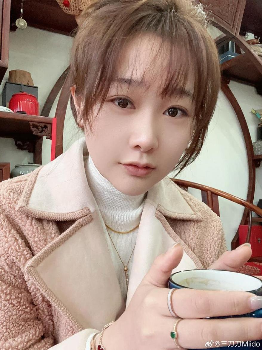 娱乐718.吃瓜网址苹果版，随时随地收藏你的最爱